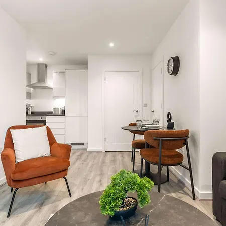 Apartment Lovely 1 Bedroom In W Wifi Leeds (West Yorkshire)